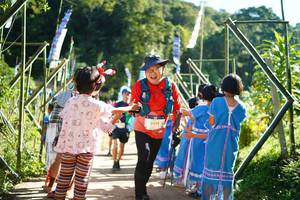 BIB: 2314
                            <button type="button" onclick="openModal(19050660)" class="btn btn-primary btn-sm float-right btn-popup" data-toggle="modal" data-target=".modal-high-quality">
                        <i class="fas fa-shopping-cart"></i> Add to Cart
                    </button>
                                            <button type="button" onclick="isThisMe(19050660, true)" class="btn btn-success btn-sm float-right btn-popup btn-isme hidden" data-toggle="tooltip" data-placement="bottom" title="นี่คือรูปของคุณใช่ไหม คลิกที่นี่เพื่อเอาเข้าอัลบั้ม">
                        <i class="fas fa-plus"></i> Add to album
                    </button>
                    <button type="button" onclick="isThisMe(19050660, false)" class="btn btn-warning btn-sm float-right btn-popup btn-isnotme hidden">
                        <i class="fas fa-ban"></i> Remove from album
                    </button>